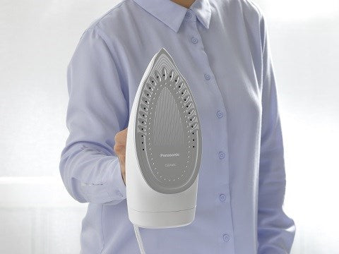 陶瓷塗層底板蒸氣熨斗 (2400瓦特)