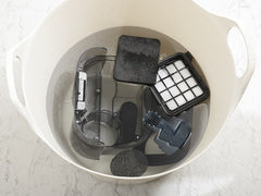 無袋型吸塵機 / 1600瓦特 無袋型吸塵機 / 1600瓦特