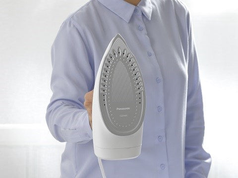 陶瓷塗層底板蒸氣熨斗 (2400瓦特)